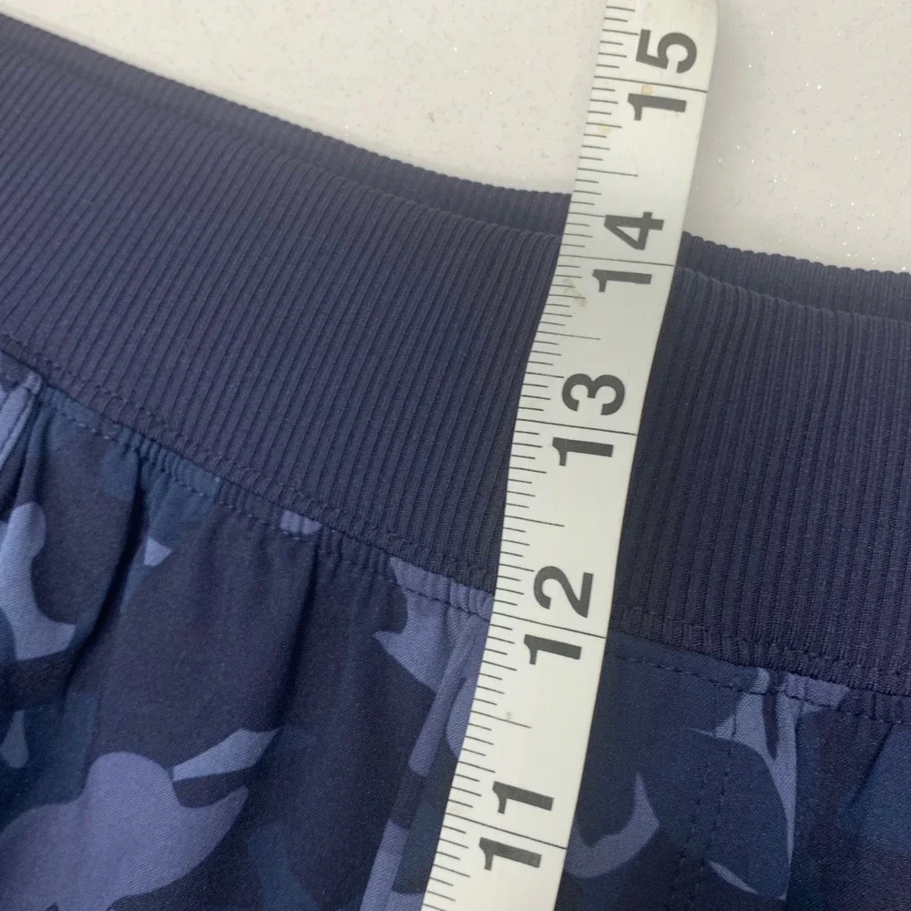 Livi Active Lane Bryant Blue Camo Cargo Capri Joggers  18/20 Stretch Bungee Hem